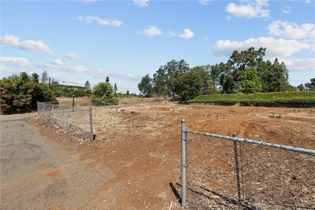 887 Rita Ln, Paradise, CA 95969