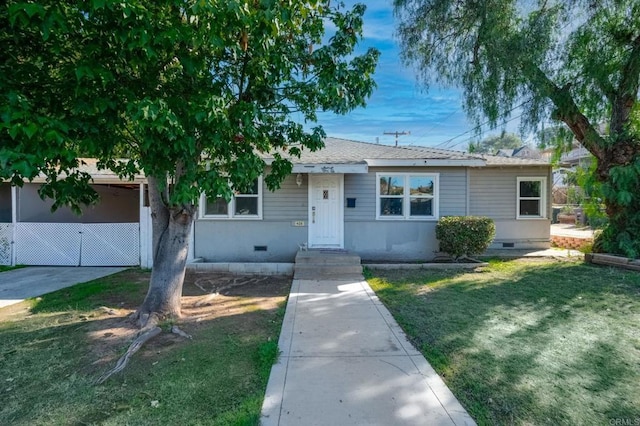 40626 S Grape St, Escondido, CA 92025 - view of front of house featuring crawl space and a front yard