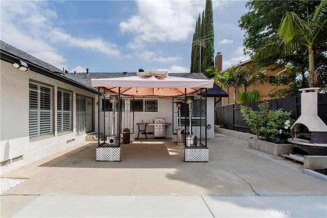 2546 Northmoor Dr, Corona, CA 92882 - view of patio with a gazebo
