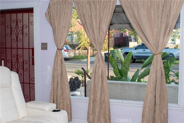 1831 W 68th St, Los Angeles, CA 90047 - detailed view