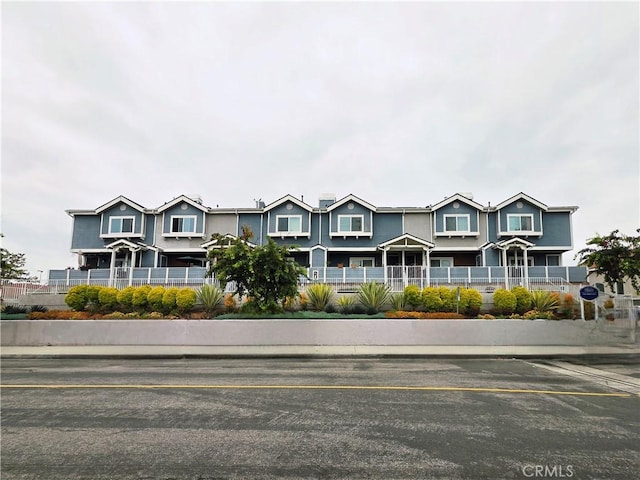 21901 Moneta Ave Unit 21, Carson, CA 90745 - view of front of house featuring uncovered parking