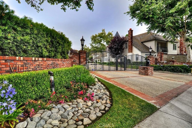 25536 Rue Terrase Unit 17, Laguna Niguel, CA 92677 - view of yard with a gate