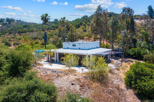 2620 Mar Vinga, Fallbrook, CA 92028 - back of house with a wooded view