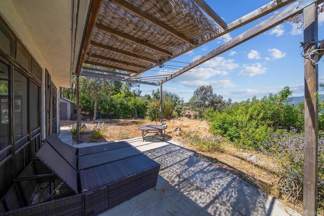 2620 Mar Vinga, Fallbrook, CA 92028 - view of patio / terrace with a pergola