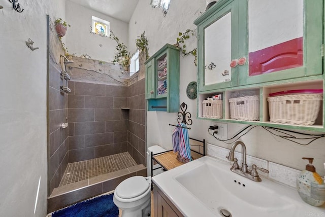 2620 Mar Vinga, Fallbrook, CA 92028 - bathroom with a tile shower, toilet, and vanity