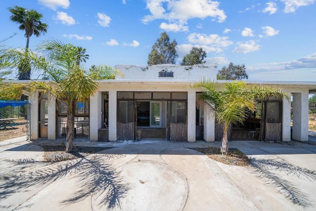 2620 Mar Vinga, Fallbrook, CA 92028 - view of front of home with stucco siding