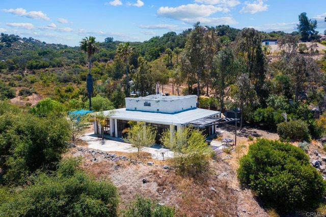 2620 Mar Vinga, Fallbrook, CA 92028 - aerial view of property and surrounding area featuring a heavily wooded area