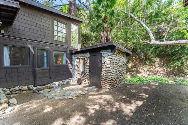25 Hot Spring Canyon Rd, San Juan Capistrano, CA 92675 - view of side of home