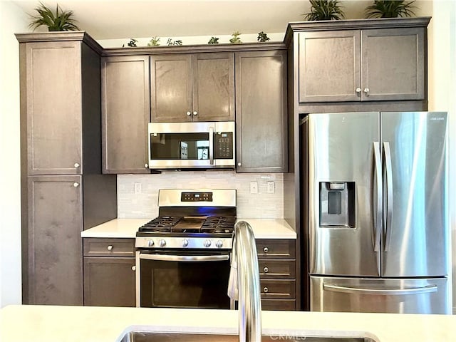 9758 N Abrego Ct, Panorama City, CA 91402 - photo 7