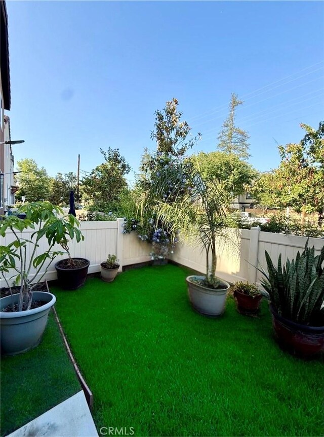 9758 N Abrego Ct, Panorama City, CA 91402 - photo 29