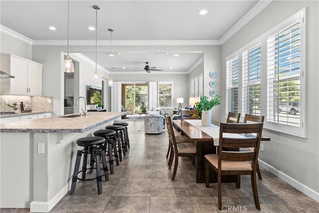 147 Luneta Ln, Rancho Mission Viejo, CA 92694 - dining space featuring recessed lighting, ceiling fan, baseboards, and ornamental molding