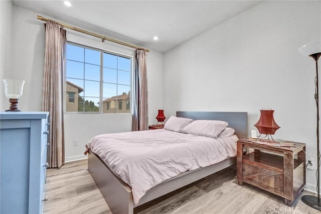 747 Spring Gdn, Irvine, CA 92618 - bedroom featuring light wood finished floors and recessed lighting