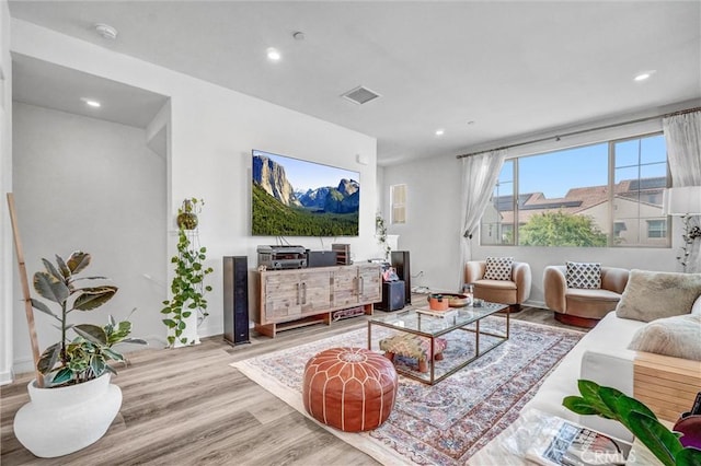 747 Spring Gdn, Irvine, CA 92618 - living area with wood finished floors and recessed lighting