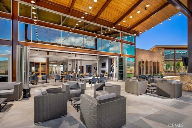 1578 Harmonie Ln, Beaumont, CA 92223 - view of patio with an outdoor hangout area