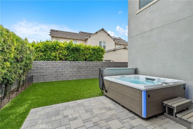 40 Jarano St, Rancho Mission Viejo, CA 92694 - view of patio featuring a hot tub