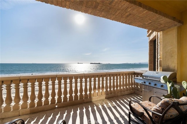 2 60th Pl, Long Beach, CA 90803 - balcony featuring view of water and beach