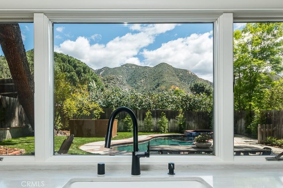 5874 Freeman Ave, La Crescenta, CA 91214 - view of mountain background
