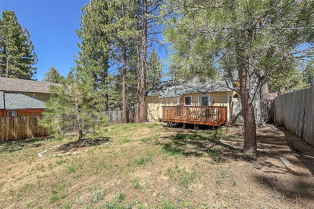670 Marin Rd, Big Bear Lake, CA 92315 - view of yard with a wooden deck