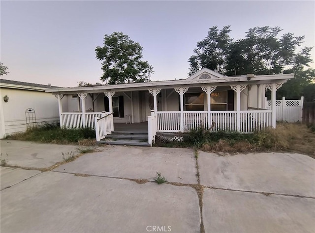 3858 Carter St, Riverside, CA 92501 - view of front of property with a porch