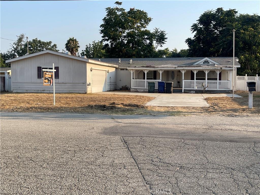 3858 Carter St, Riverside, CA 92501 - photo 1