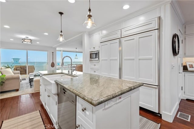 2133 Ocean Dr, Oxnard, CA 93035 - photo 11