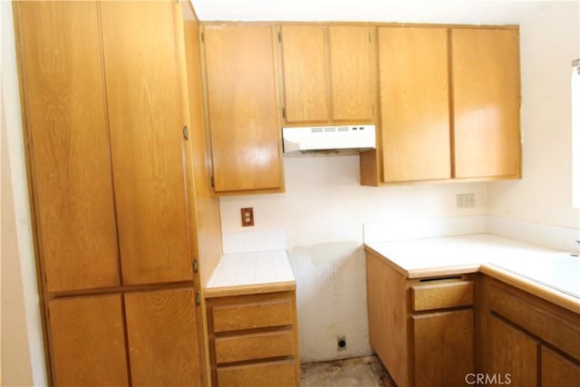 23362 La Mar Unit A, Mission Viejo, CA 92691 - kitchen featuring under cabinet range hood