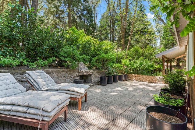 609 Millburn Rd, Lake Arrowhead, CA 92352 - photo 13