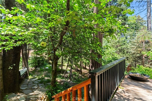 609 Millburn Rd, Lake Arrowhead, CA 92352 - photo 24