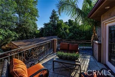 19162 Liggett St, Northridge, CA 91324 - view of balcony