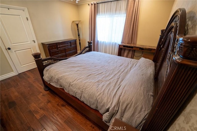 19162 Liggett St, Northridge, CA 91324 - bedroom featuring crown molding and hardwood / wood-style floors