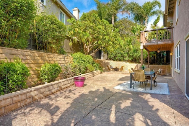 1026 Turnstone Rd, Carlsbad, CA 92011 - fenced backyard with outdoor dining space, a patio area, and a balcony