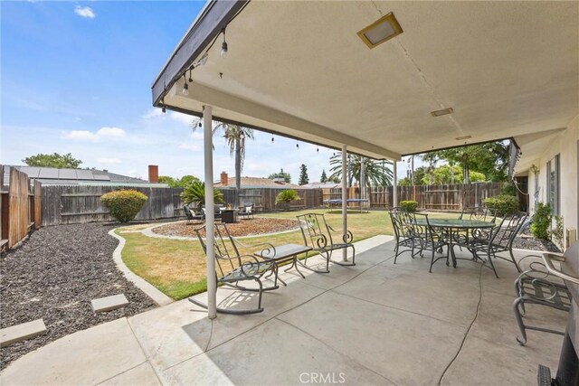 7813 Westdumfries Ct, Bakersfield, CA 93309