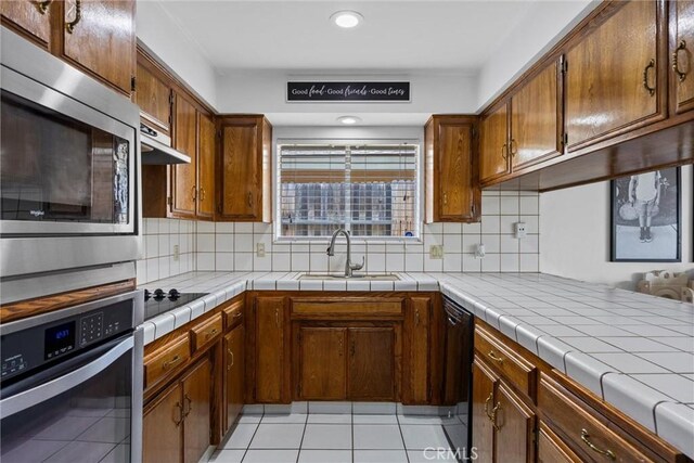 7813 Westdumfries Ct, Bakersfield, CA 93309