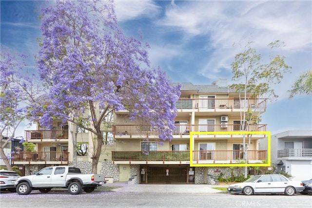 3516 E Ransom St Unit 103, Long Beach, CA 90804 - view of apartment building / complex