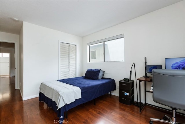 3516 E Ransom St Unit 103, Long Beach, CA 90804 - bedroom with wood finished floors, a closet, and baseboards