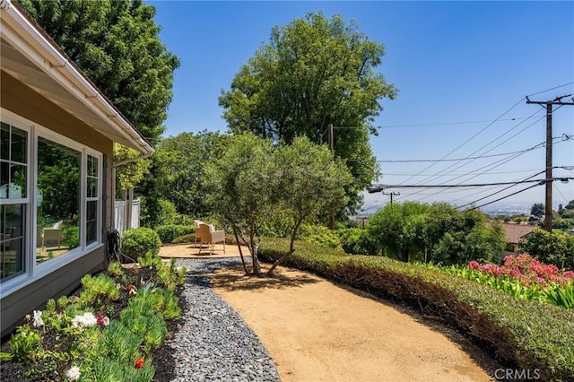 27317 Sunnyridge Rd, Palos Verdes Peninsula, CA 90274 - view of yard with a patio area