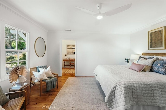 27317 Sunnyridge Rd, Palos Verdes Peninsula, CA 90274 - bedroom featuring crown molding, wood finished floors, a ceiling fan, and baseboards