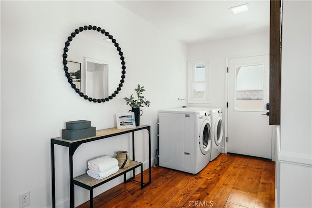 27317 Sunnyridge Rd, Palos Verdes Peninsula, CA 90274 - laundry room featuring washer and clothes dryer and hardwood / wood-style floors
