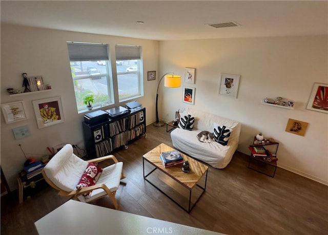 3945 Eagle Rock Blvd Unit 51, Los Angeles, CA 90065 - living area with wood finished floors and baseboards