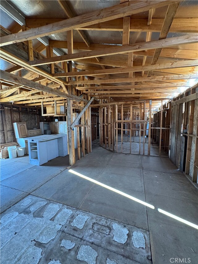 10717 Muscatel St, Oak Hills, CA 92344 - photo 34