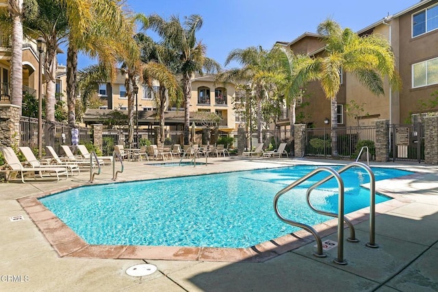 6287 Turnstone St Unit 4-304, Ventura, CA 93003 - community pool featuring a patio area