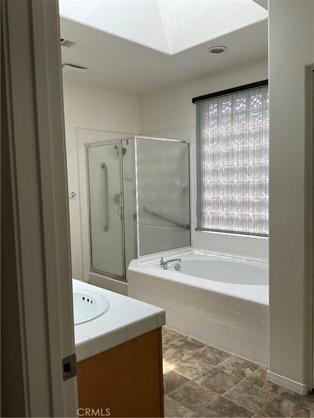 19598 Rolling Green Dr, Apple Valley, CA 92308 - photo 11