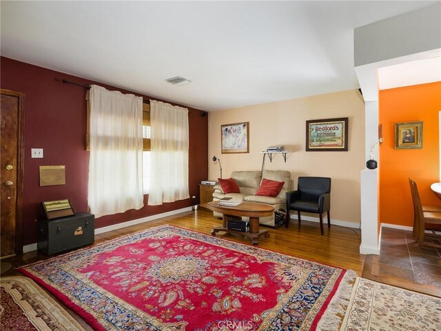 5526 W 118th Pl, Hawthorne, CA 90304 - living area with baseboards and wood finished floors