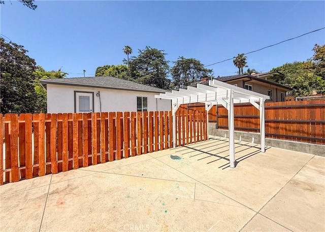 1522 N Benton Way, Los Angeles, CA 90026 - fenced backyard with a pergola and a patio area