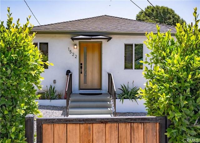 1522 N Benton Way, Los Angeles, CA 90026 - bungalow-style house featuring stucco siding