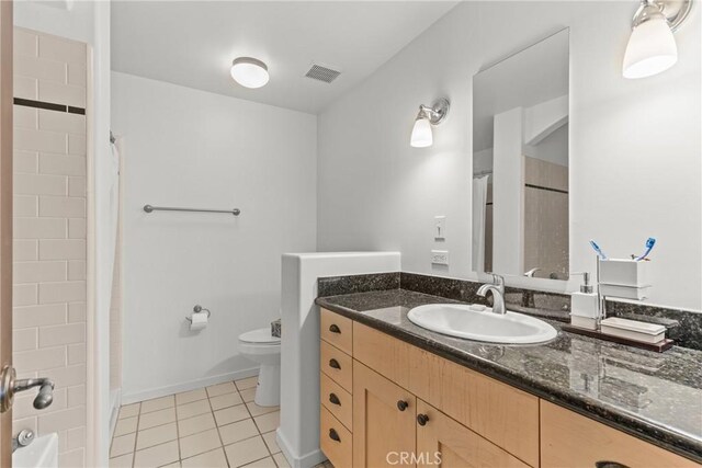 809 Meridian Ave Unit U, South Pasadena, CA 91030 - bathroom featuring vanity, tile patterned flooring, toilet, and shower / bath combination with curtain