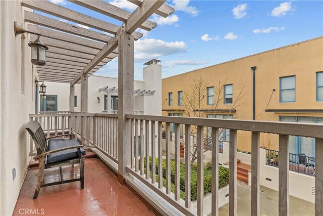 809 Meridian Ave Unit U, South Pasadena, CA 91030 - balcony featuring a pergola