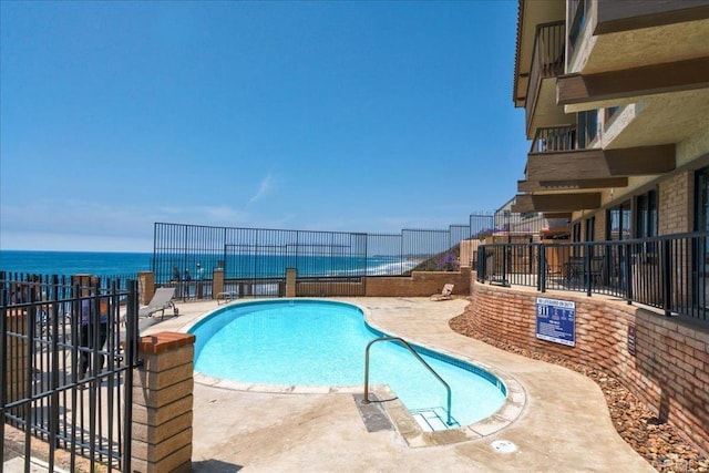 190 Del Mar Shores Ter Unit 24, Solana Beach, CA 92075 - community pool featuring a patio