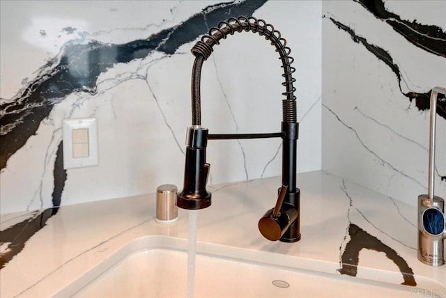 190 Del Mar Shores Ter Unit 24, Solana Beach, CA 92075 - detailed view of a sink and light stone countertops