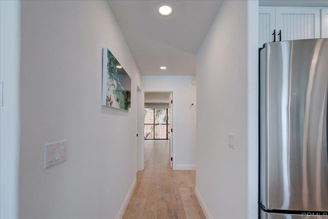 190 Del Mar Shores Ter Unit 24, Solana Beach, CA 92075 - hall featuring light wood-style flooring, baseboards, and recessed lighting